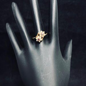 18 K HGE Floral Ring With Purple And Opaque Rhinestones Size 9 (R330)